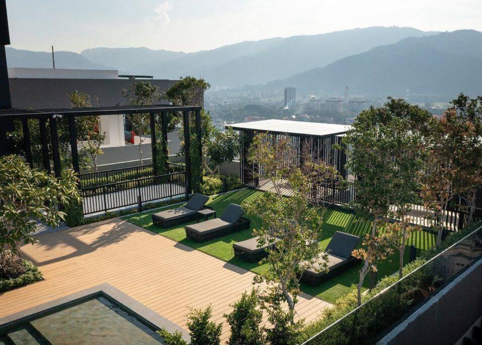 Beacon Executive #georgetown #infinitypool #15 Pangsapuri Georgetown