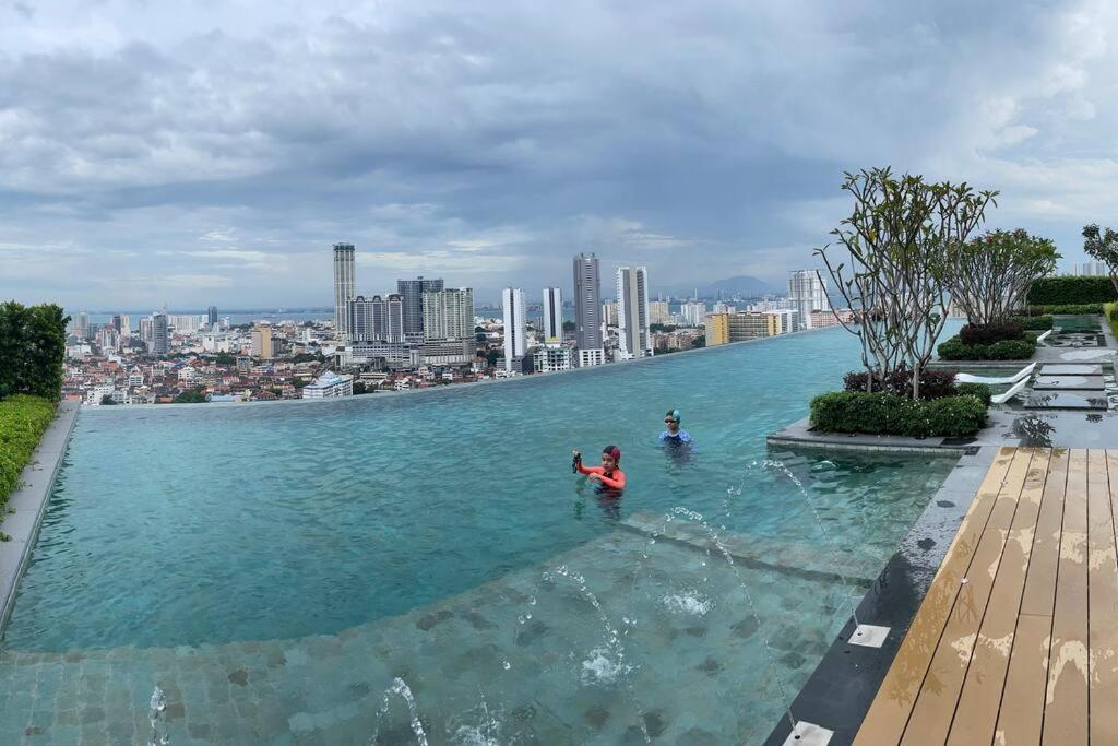 Pangsapuri Beacon Executive #georgetown #infinitypool #15 Georgetown